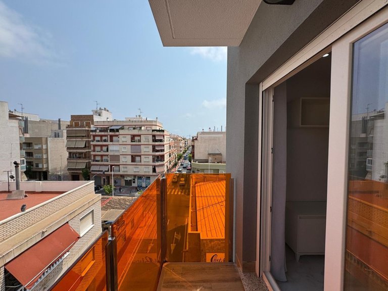 Apartment for Sale in Torrevieja, Alicante 11