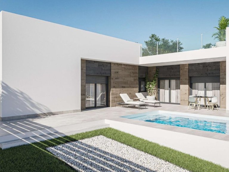 Villa for Sale in Aspe, Alicante 1