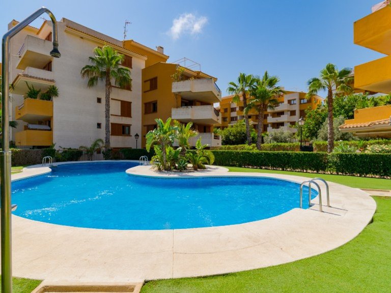 Apartment for Sale in Punta Prima, Alicante 5