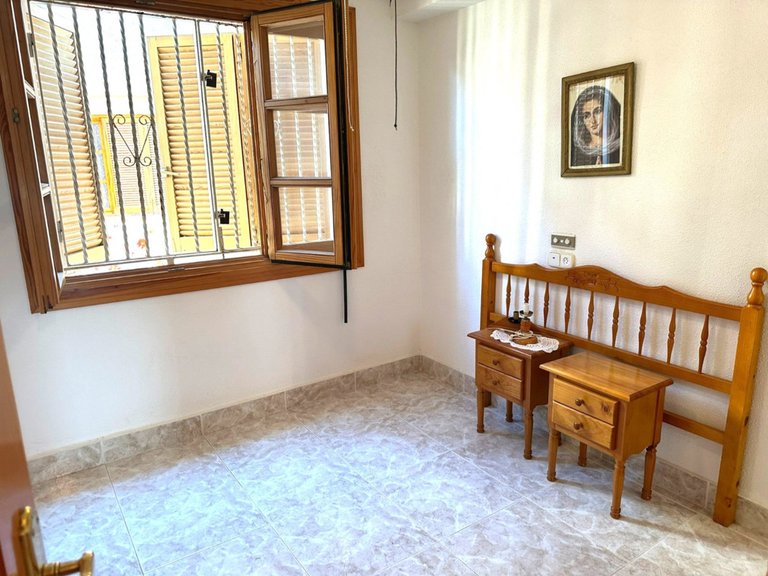 Villa for Sale in Guardamar Del Segura, Alicante 16