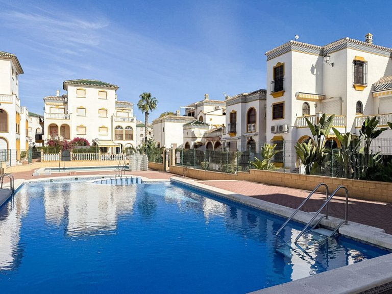 Apartment for Sale in Torrevieja, Alicante 4
