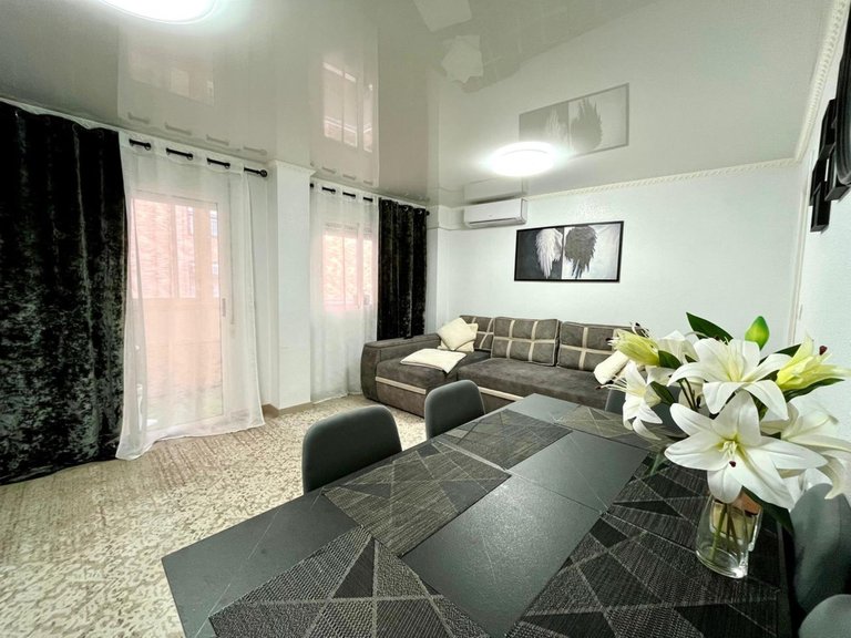 Apartment for Sale in Torrevieja, Alicante 1