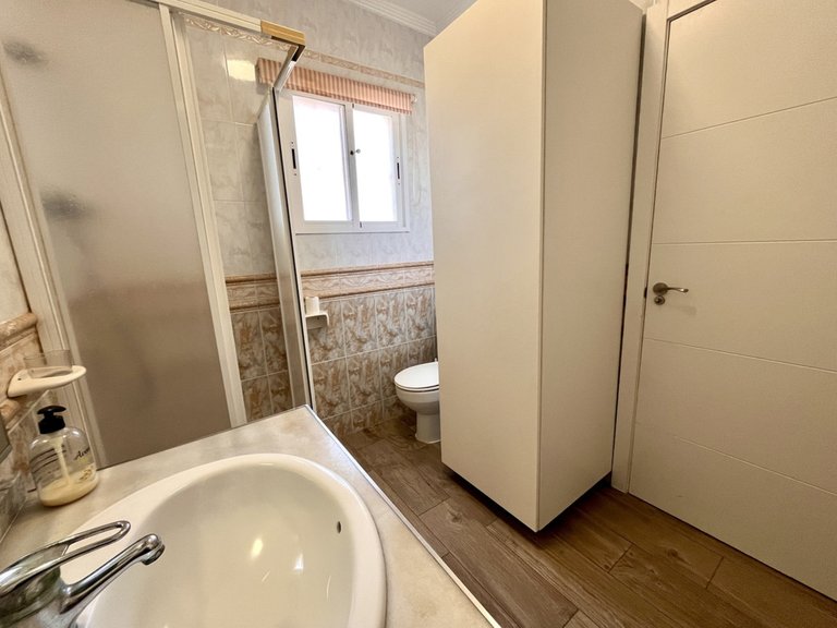 Villa for Sale in San Miguel De Salinas, Alicante 19