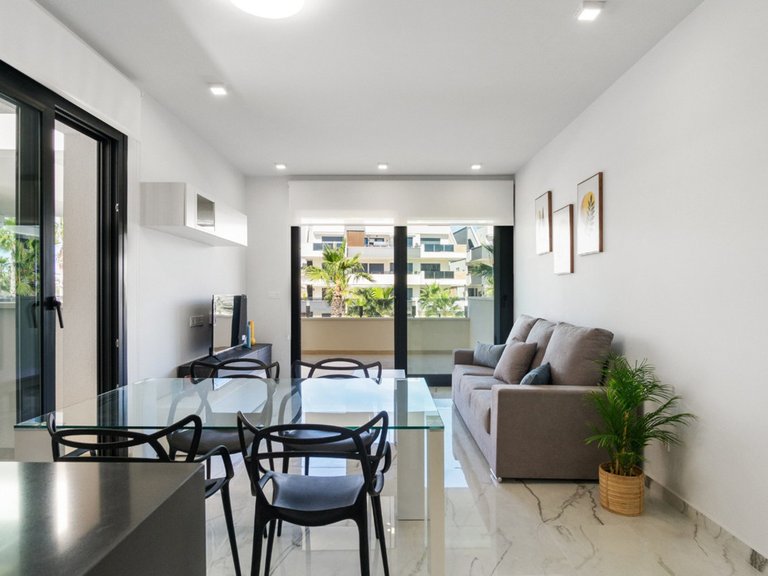 Apartment for Sale in Los Altos, Alicante 5