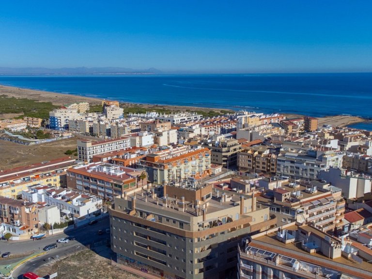 Apartment for Sale in Torrevieja, Alicante 30