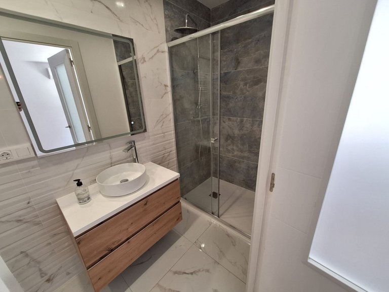 Apartment for Sale in Benidorm, Alicante 18