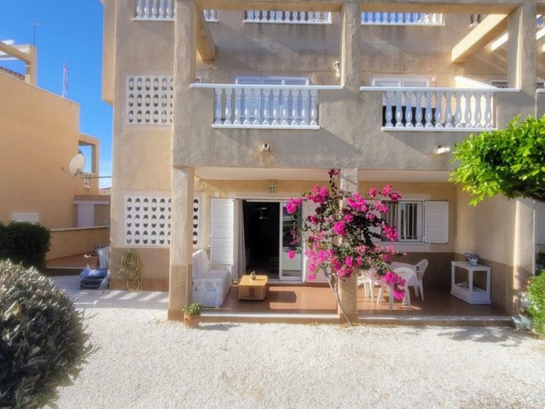 Apartment for Sale in Playa Flamenca, Alicante 3