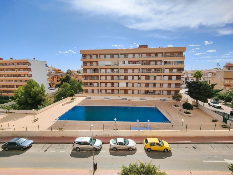 Apartment for Sale in Punta Prima, Alicante 15