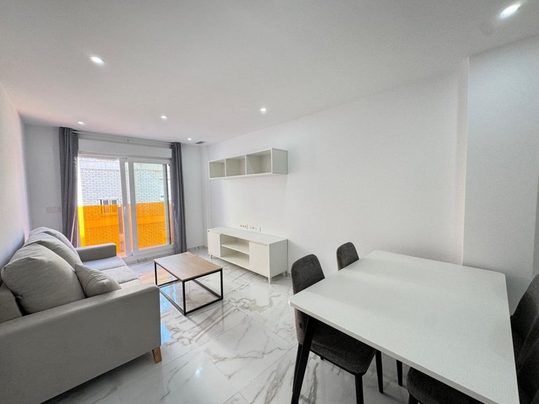 Apartment for Sale in Torrevieja, Alicante 1