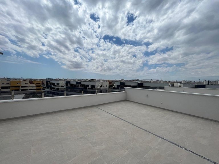 Apartment for Sale in Torrevieja, Alicante 20