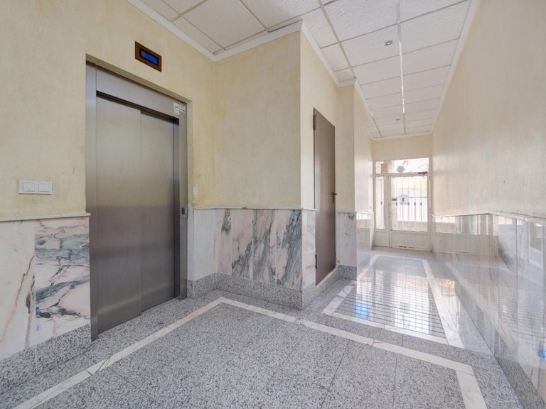 Apartment for Sale in Torrevieja, Alicante 33