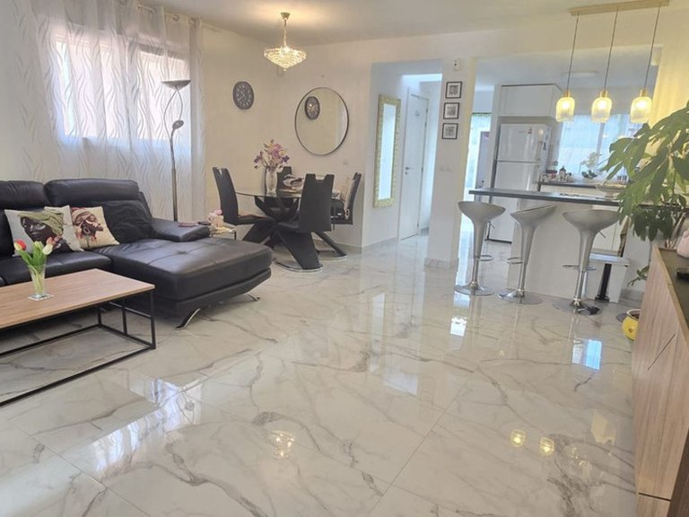 Villa for Sale in Torrevieja, Alicante 4