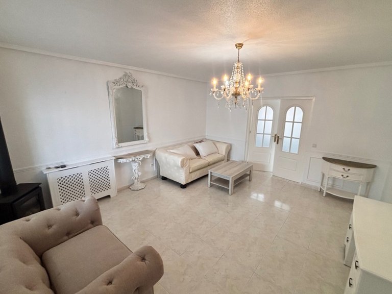 Villa for Sale in Benijofar, Alicante 9