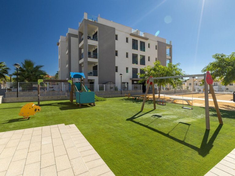 Apartment for Sale in Villamartin, Alicante 29