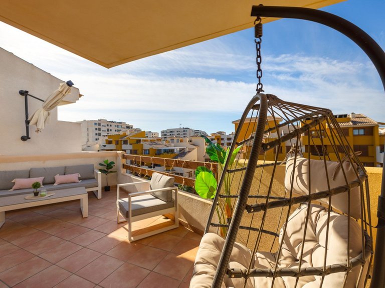 Apartment for Sale in Punta Prima, Alicante 4