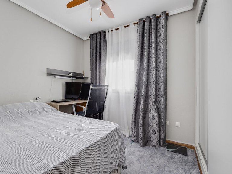 Apartment for Sale in Torrevieja, Alicante 19