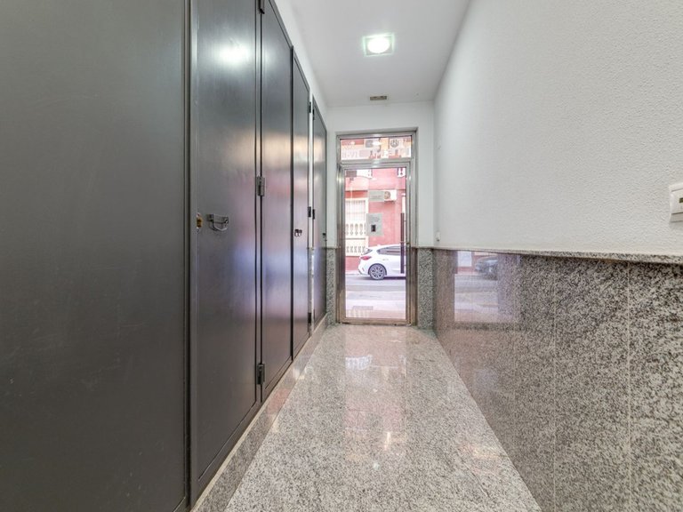 Apartment for Sale in Torrevieja, Alicante 24