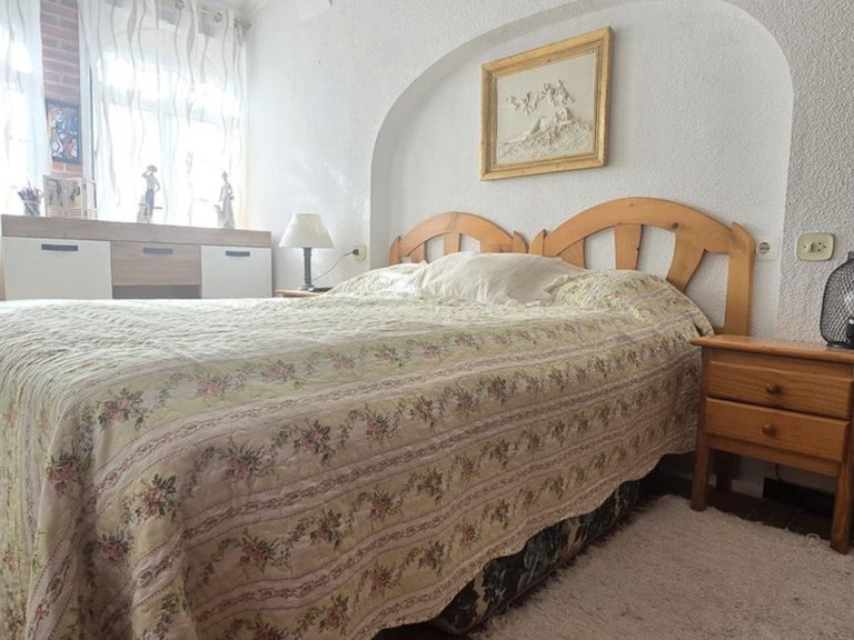 Villa for Sale in Torrevieja, Alicante 14