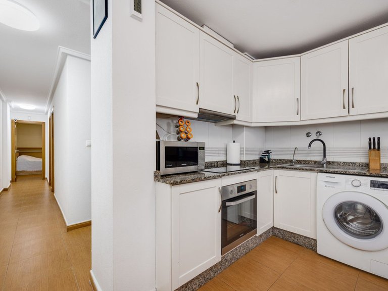 Apartment for Sale in Torrevieja, Alicante 31