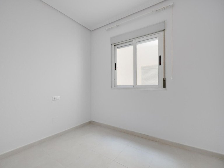 Apartment for Sale in Torrevieja, Alicante 21