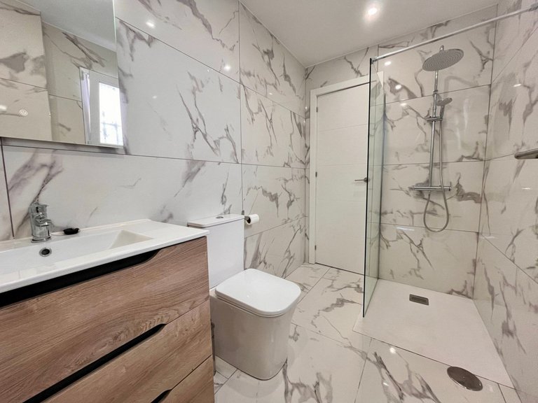 Apartment for Sale in Villamartin, Alicante 16