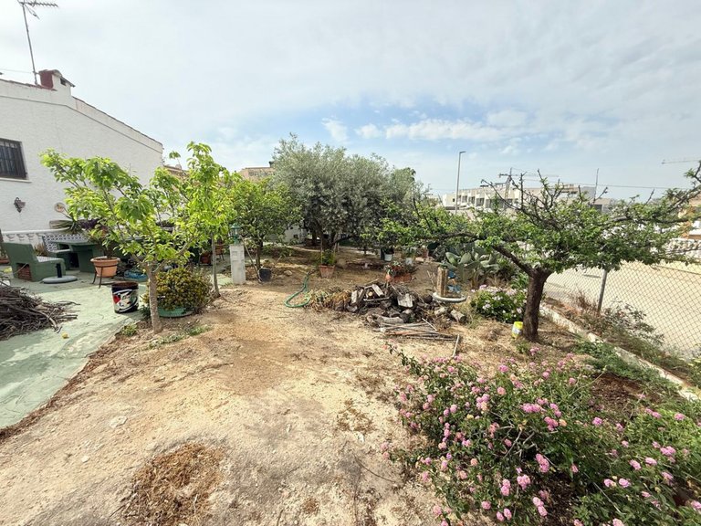 Villa for Sale in Benijofar, Alicante 16