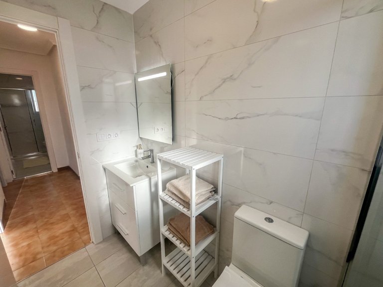 Apartment for Sale in Punta Prima, Alicante 16