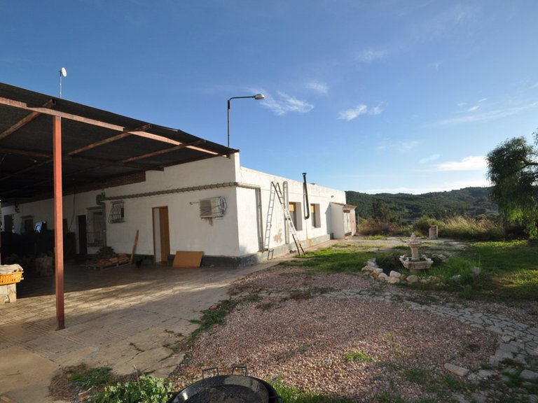 Villa for Sale in Aspe, Alicante 16
