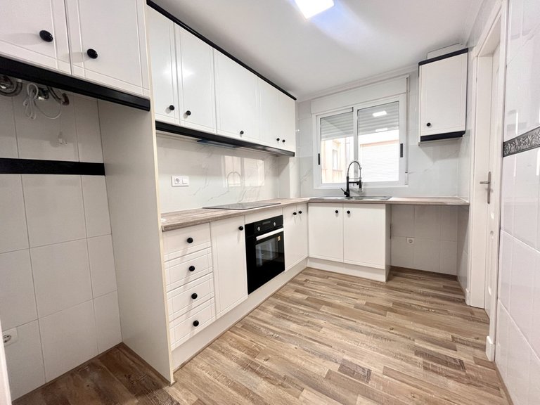 Apartment for Sale in San Miguel De Salinas, Alicante 7