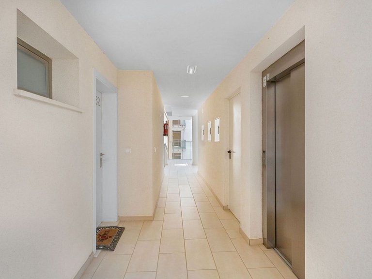 Apartment for Sale in Villamartin, Alicante 27