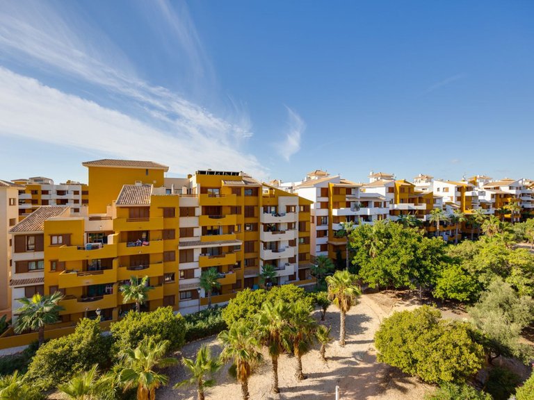 Apartment for Sale in Punta Prima, Alicante 31