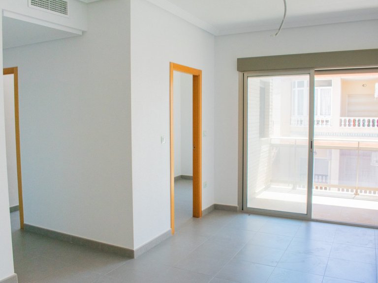 Apartment for Sale in Guardamar Del Segura, Alicante 4