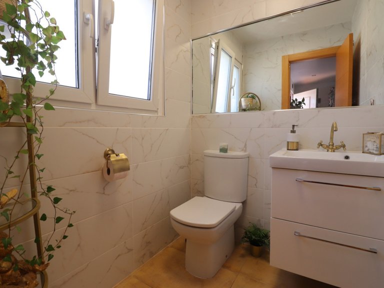 Villa for Sale in Benijofar, Alicante 10