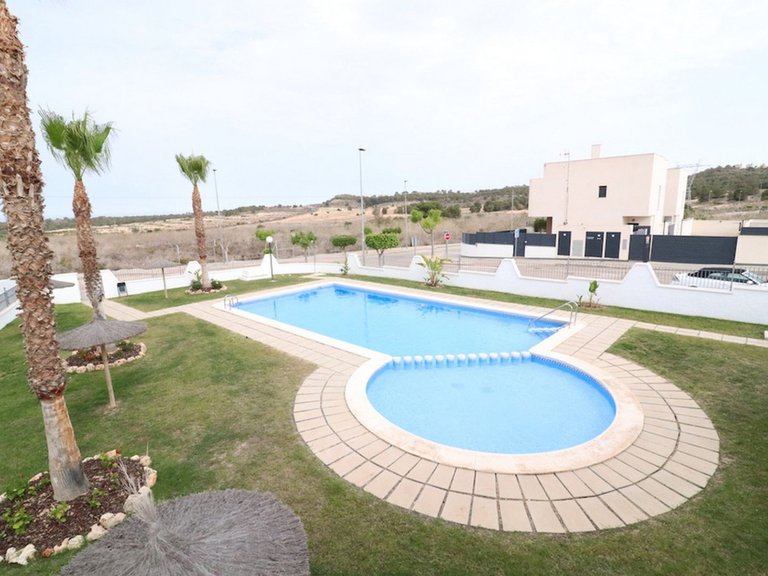 Villa for Sale in San Miguel De Salinas, Alicante 35
