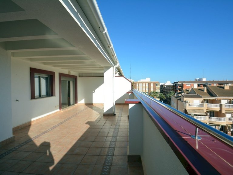 Apartment for Sale in Guardamar Del Segura, Alicante 1