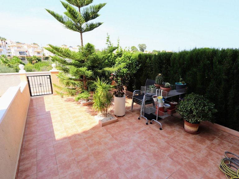 Apartment for Sale in Cabo Roig, Alicante 3