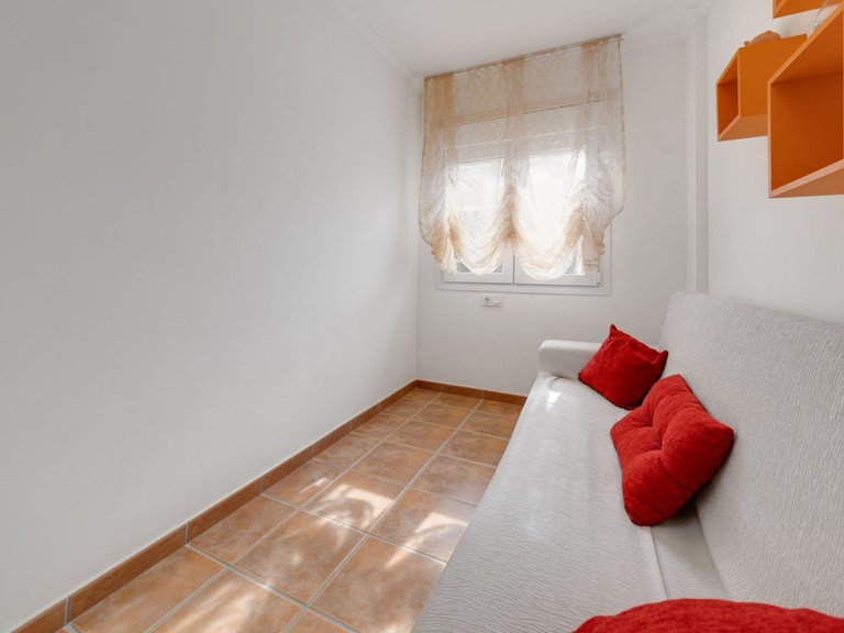 Villa for Sale in Mil Palmeras, Alicante 21