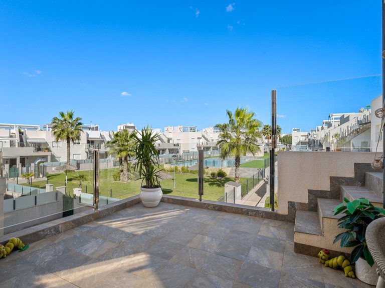 Villa for Sale in Torrevieja, Alicante 1