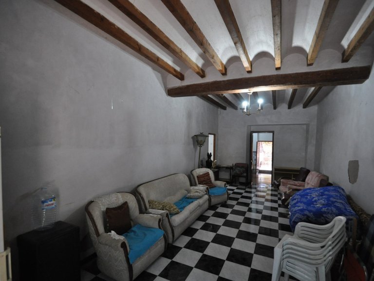 Villa for Sale in Pinoso, Alicante 4
