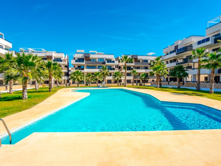 Apartment for Sale in Los Altos, Alicante 9