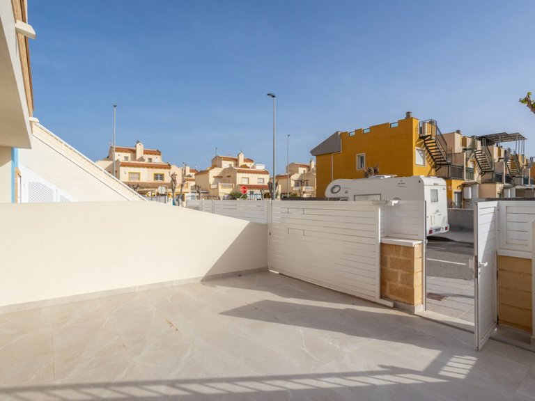 Apartment for Sale in Torre De La Horadada, Murcia 4