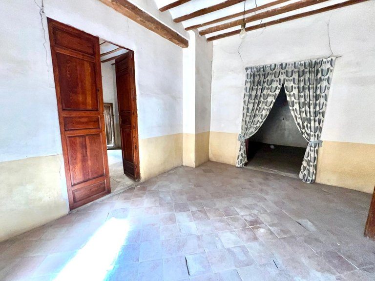 Villa for Sale in Pinoso, Alicante 3