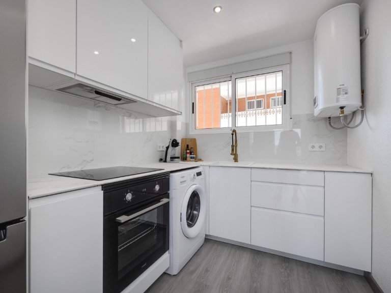 Apartment for Sale in Punta Prima, Alicante 10