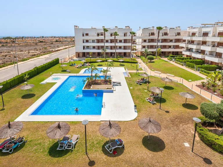 Apartment for Sale in Cabo Roig, Alicante 24