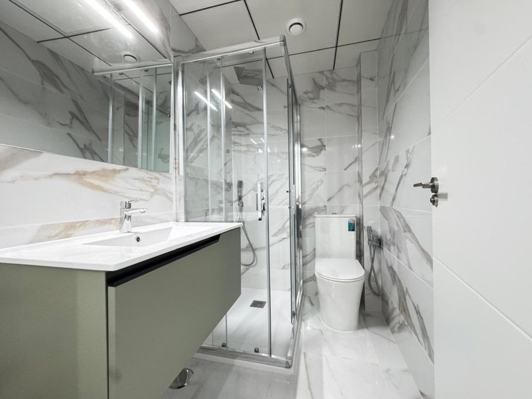 Apartment for Sale in Torrevieja, Alicante 28