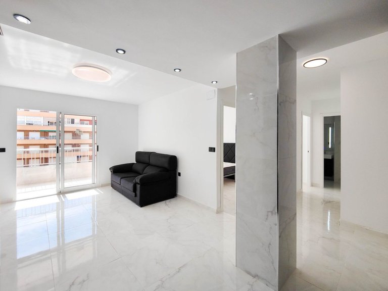 Apartment for Sale in Punta Prima, Alicante 8