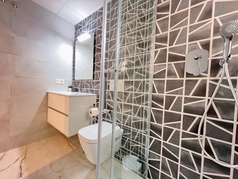 Apartment for Sale in Los Altos, Alicante 38