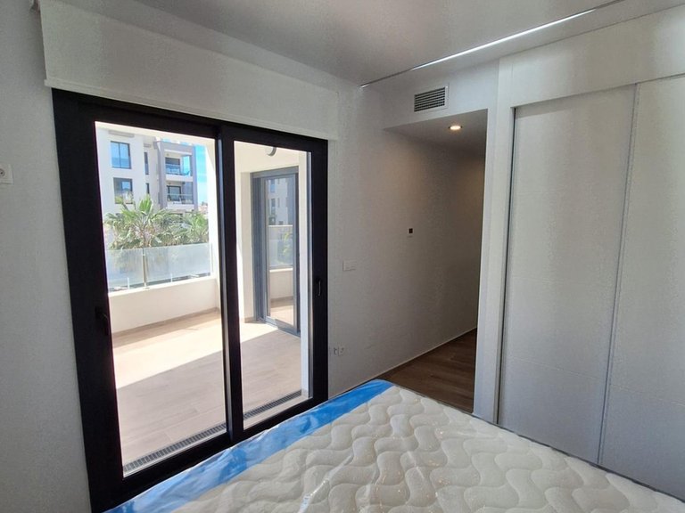 Apartment for Sale in San Miguel De Salinas, Alicante 10