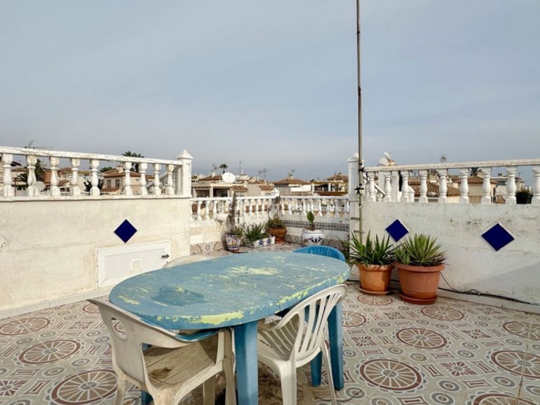 Villa for Sale in Los Altos, Alicante 34