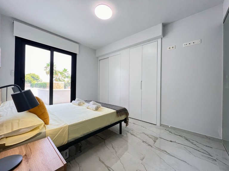 Apartment for Sale in Los Altos, Alicante 26